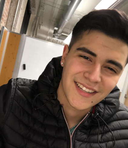 <em><strong>Alejandro V.</strong></em>